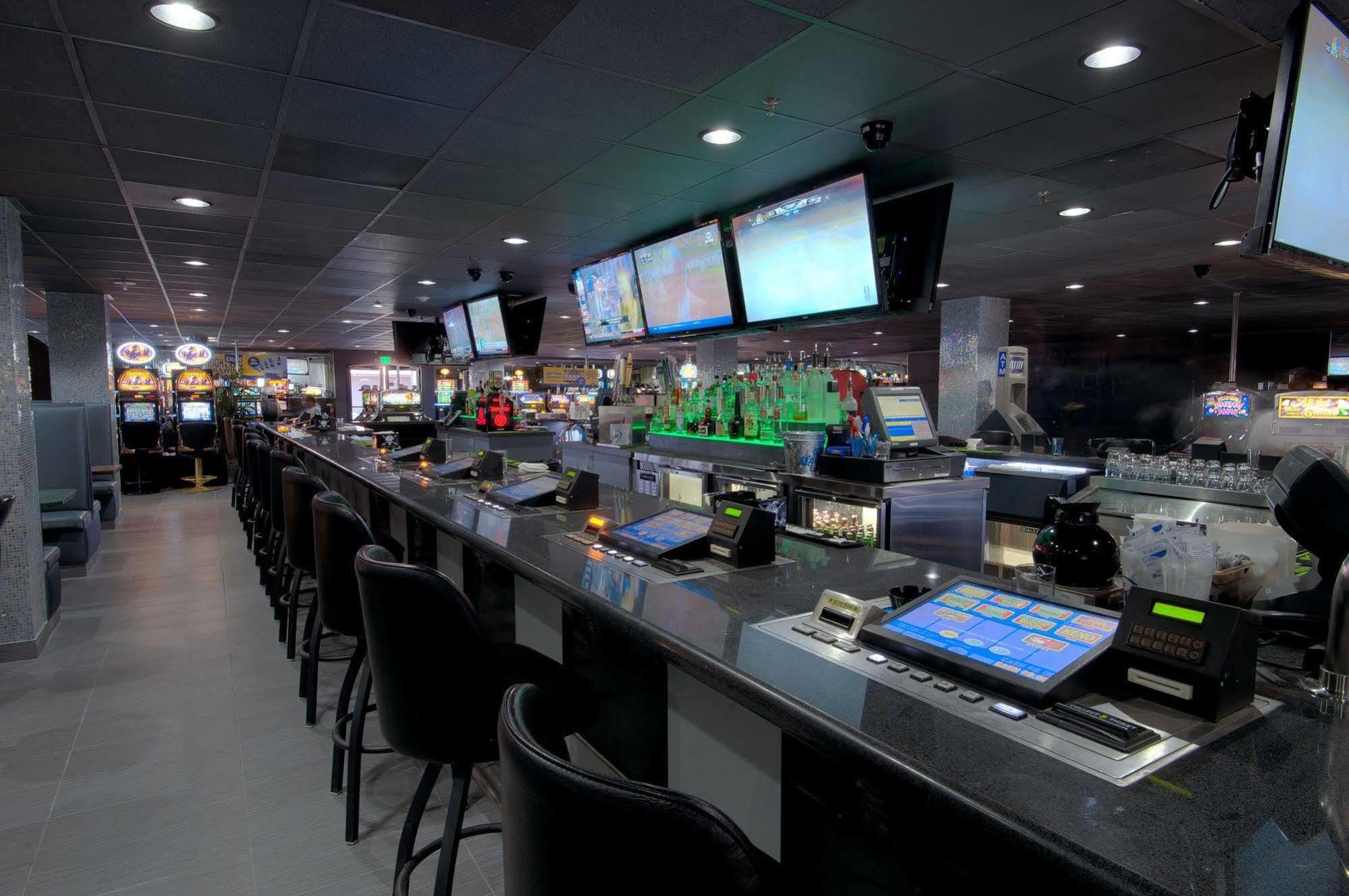 Siegel Slots And Suites Лас Вегас Екстериор снимка